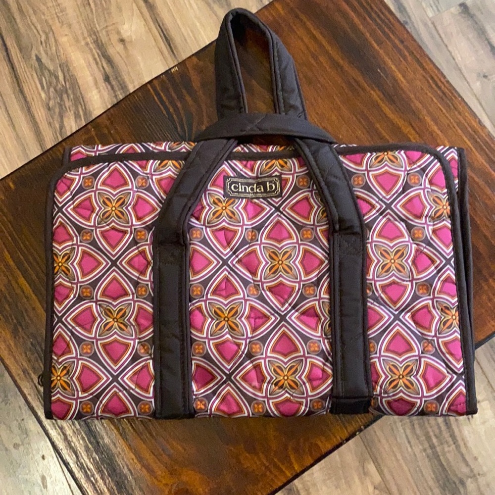 Cinda B Hanging Organizer Bag